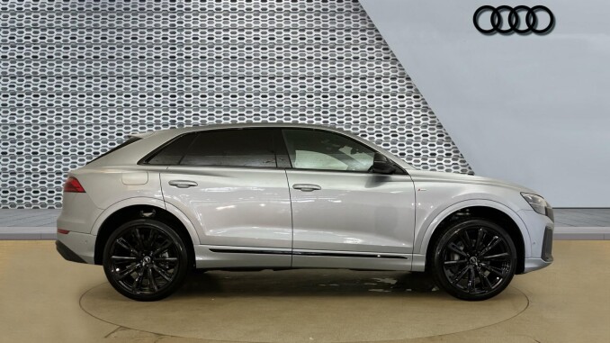 Audi Q8 3.0 TDI Quattro 286 Black Ed 5dr Tiptronic [Tech] Diesel Estate - Image 4